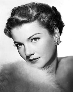 Anne Baxter