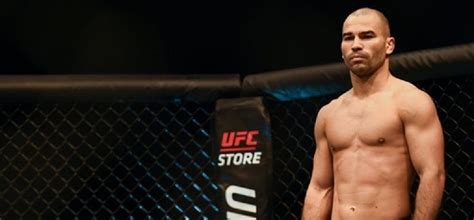 Artem Lobov