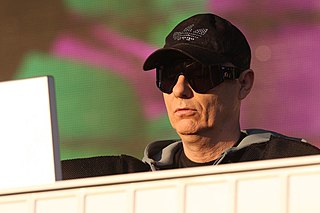 Chris Lowe