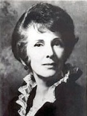 Estelle Ramey