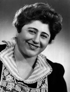 Gertrude Berg