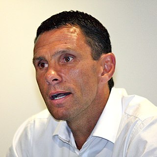 Gus Poyet