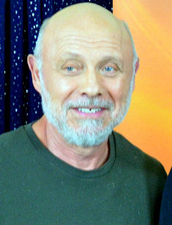 Hector Elizondo