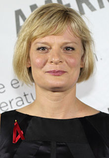 Martha Plimpton