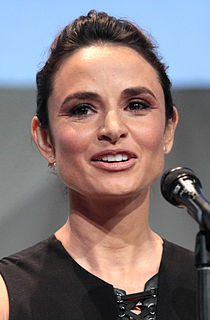 Mia Maestro