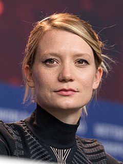 Mia Wasikowska