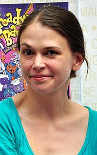 Sutton Foster